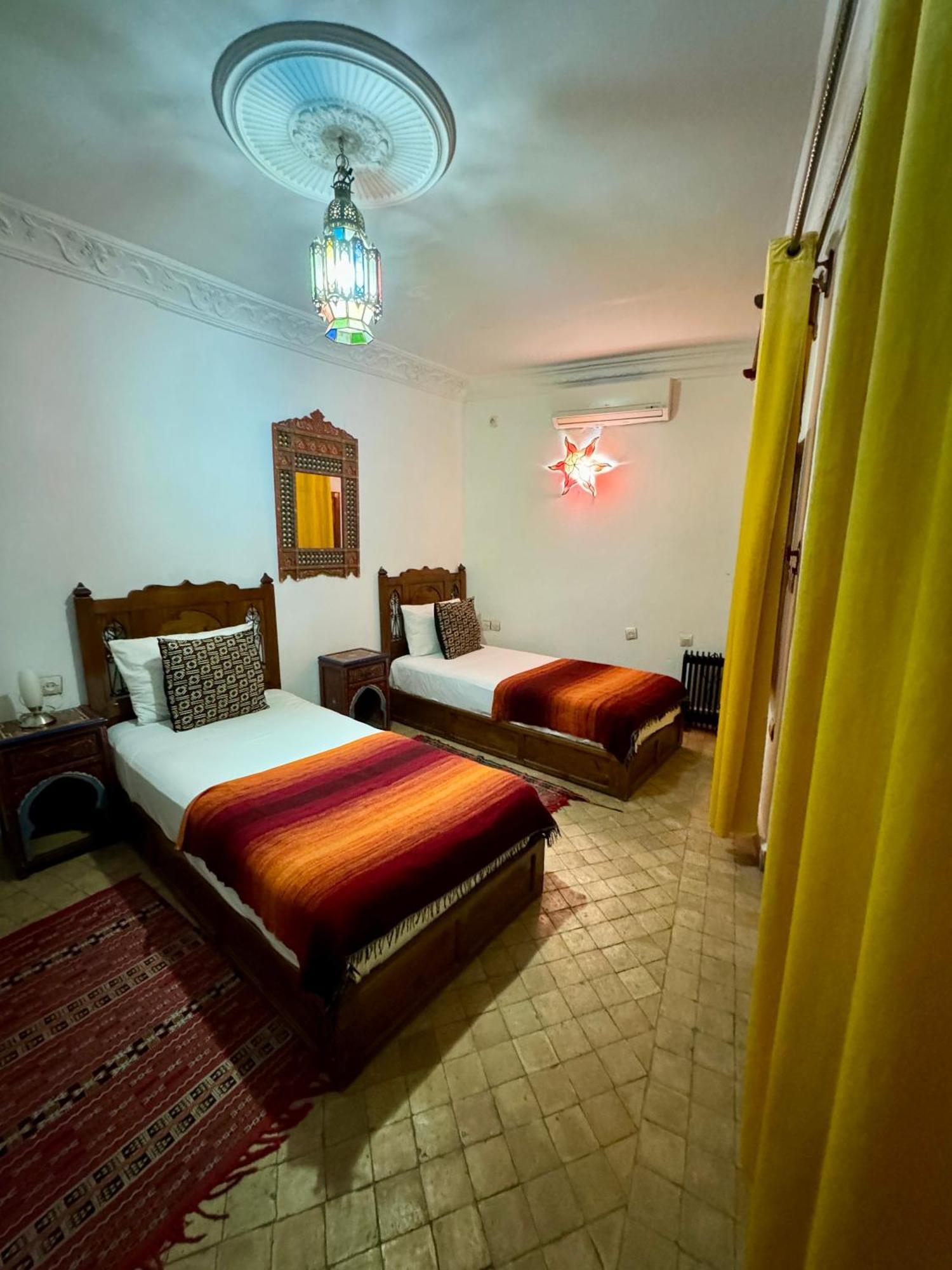 Dar Sababa Hotel Чефчауен Екстериор снимка
